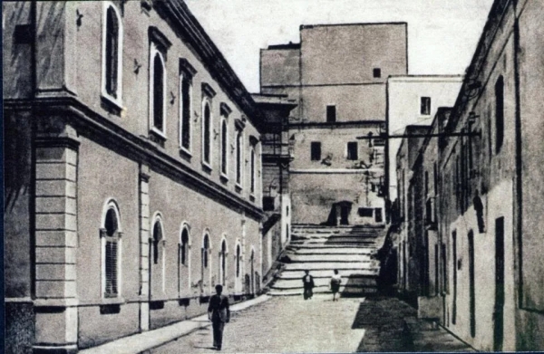 LA VIA DEL CONFINO
